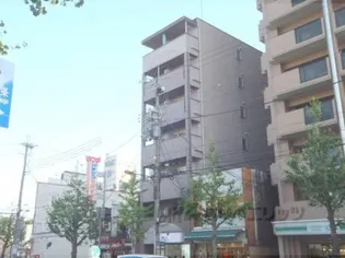 アブレスト今出川【703号室】の外観