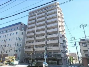 ロックフィールドの画像
