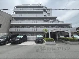 ロイヤル現代【105号室】の外観