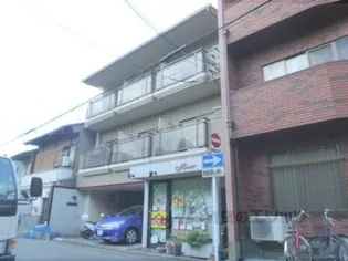 SQUARE‐f【2階】の外観