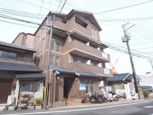 エリーフラッツ嵐山【1階】の外観