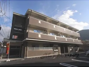 シャン・ド・フルール【3階】の外観
