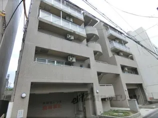 シャトー石山【5階】の外観