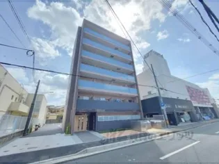 ローブコート六地蔵駅前の画像