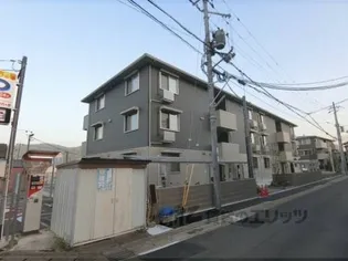 フロレゾン北花山A【1階】の外観