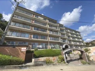 フローラル生駒【3階】の外観