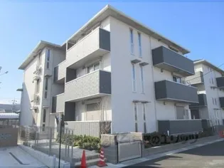 マロード亀岡駅北【101号室】の外観