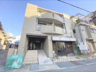 シティロイヤル富雄南【1階】の外観