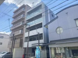 グランディール亀岡【301号室】の外観