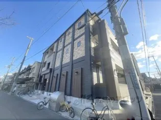 ドムスウエスト【1階】の外観