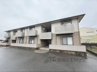 ヴィラージュ【2階】の外観