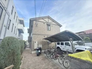 シャローム【1階】の外観