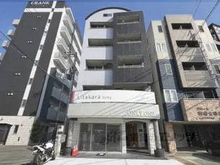 ONLY ONE小花【4階】の外観