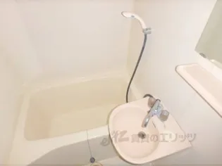 ウエストグランアベニュー六角【4階】の風呂