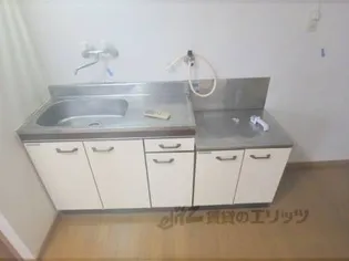 ライル八幡荘【101号室】のキッチン