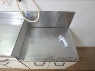 ライル八幡荘【101号室】のキッチン