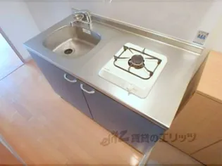 ファインリバーやましな【201号室】のキッチン