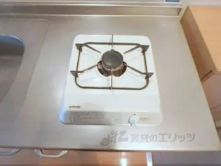 ファインリバーやましな【201号室】のキッチン