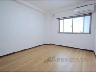 プチハウスM【101号室】の寝室