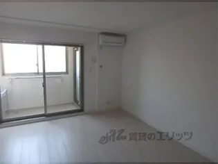 クロスメゾン【401号室】の玄関