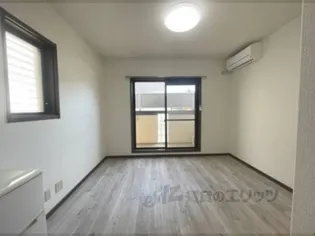 シティパレスあやめ池P7【1階】の寝室