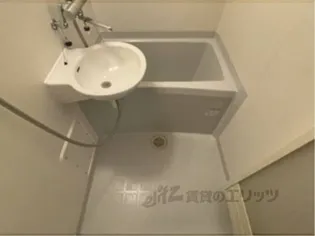 レオパレスアルモニ?【3階】の風呂