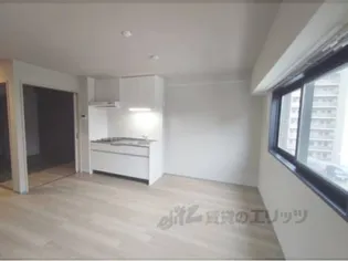 ベルヴィ石山【702号室】の玄関