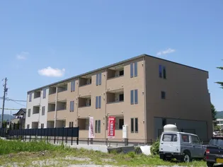 シュシュ・ドゥー【1階】の外観