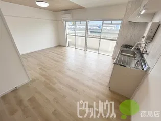 第7浜の前マンションの画像