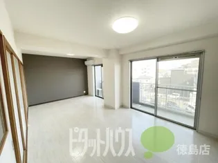 プリヴェールKの画像