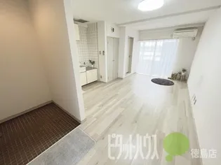 ヴィラチャーリー【40B号室】の外観