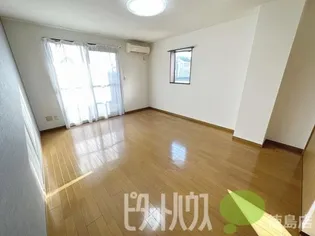 ツツイ昭和町の画像