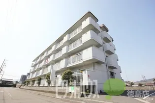 ミラベール林【502号室】の外観