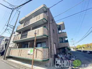 ベルクシュロス【101号室】の外観