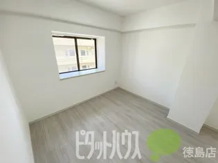 プレシオン南昭和【301号室】の間取り