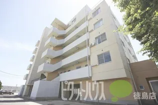 パレシャンドゥリエ【401号室】の外観