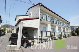 クリスタルハイツの画像