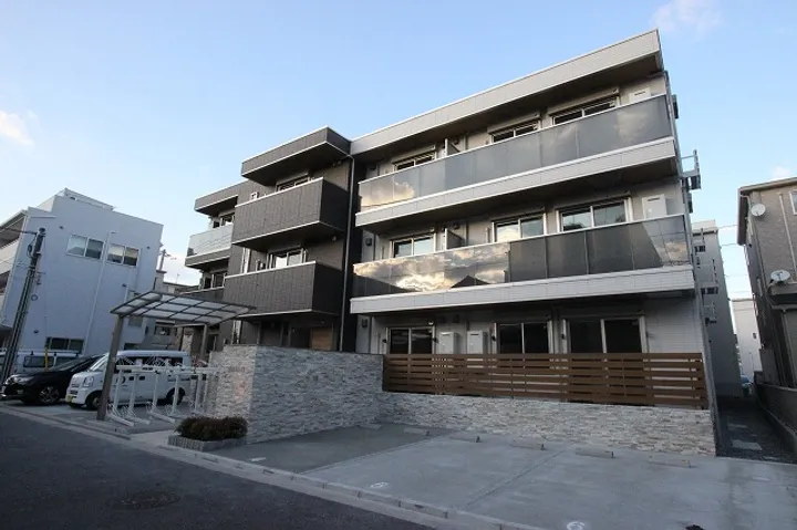 サリオス段原日出の画像