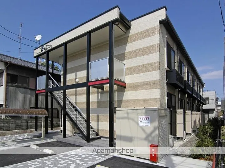 レオパレスラズベリーの画像