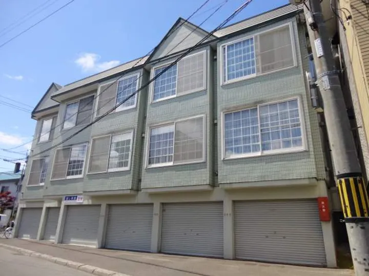 イーストパレスの画像