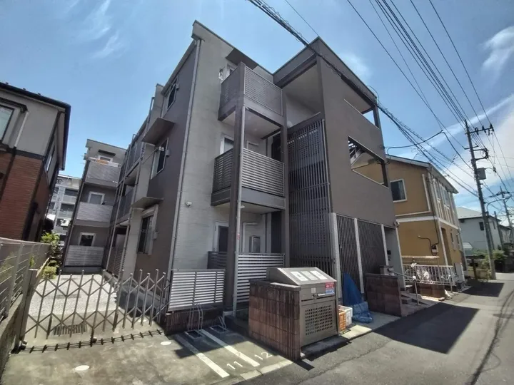 クレイノソラーナイクラの画像