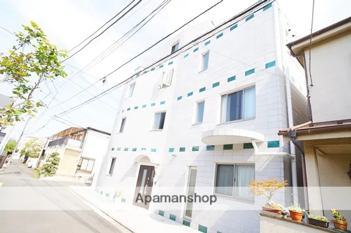 エレーナの画像