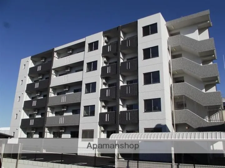 センチュリー中村の画像