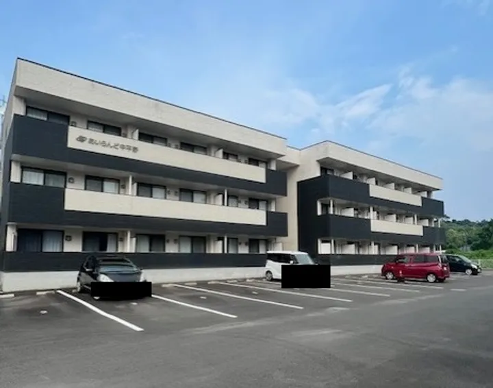 ISLAND中平野の画像