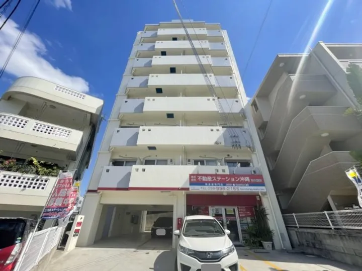 ROSSOESTATEの画像