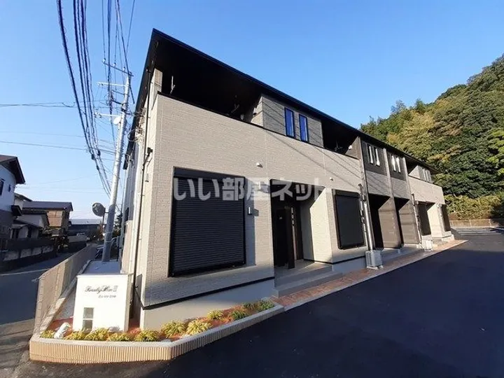 ビューティーヒロⅢの画像