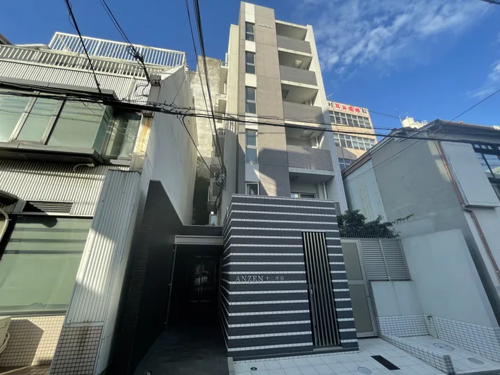 アンゼン十二所前の画像