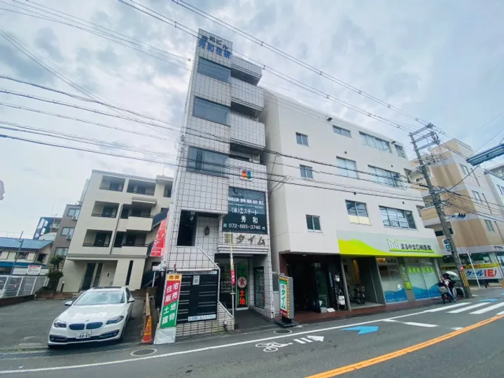 秀和ビルの画像