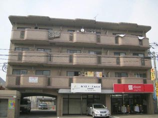 福岡県那珂川市片縄4丁目の賃貸マンション