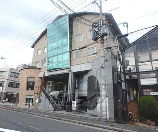 京都府京都市北区上賀茂岩ケ垣内町の賃貸マンション